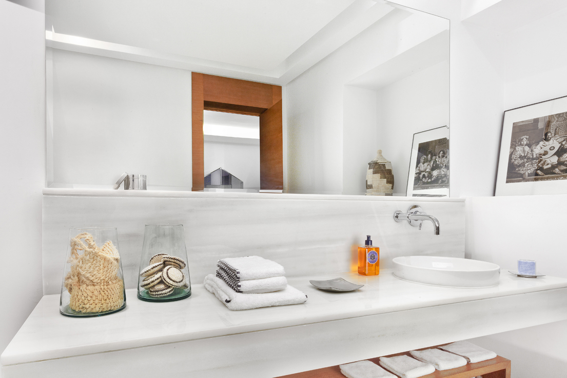 LE CLOS DES PINS AGDAL RABAT : Miroir salle de bain